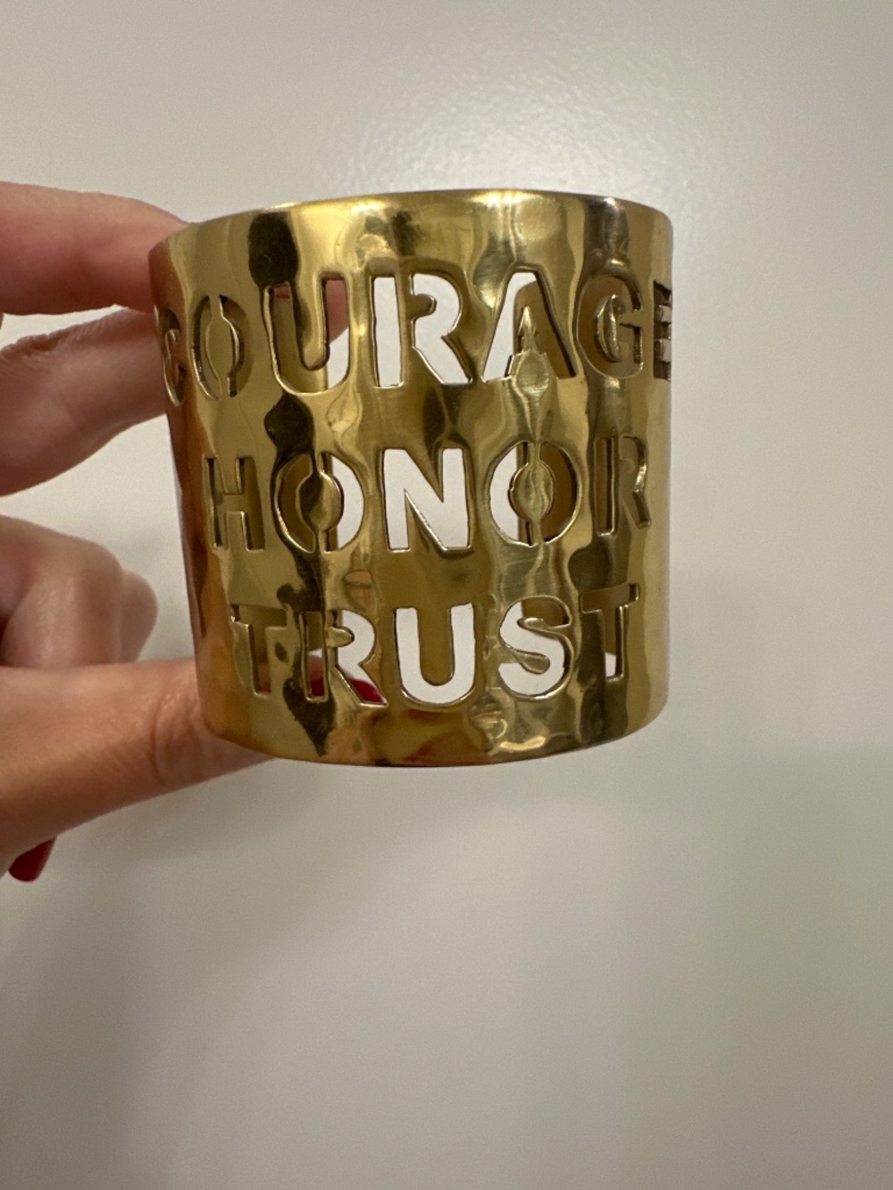 Rustic Cuff Gold Tone - Picture 3 of 3